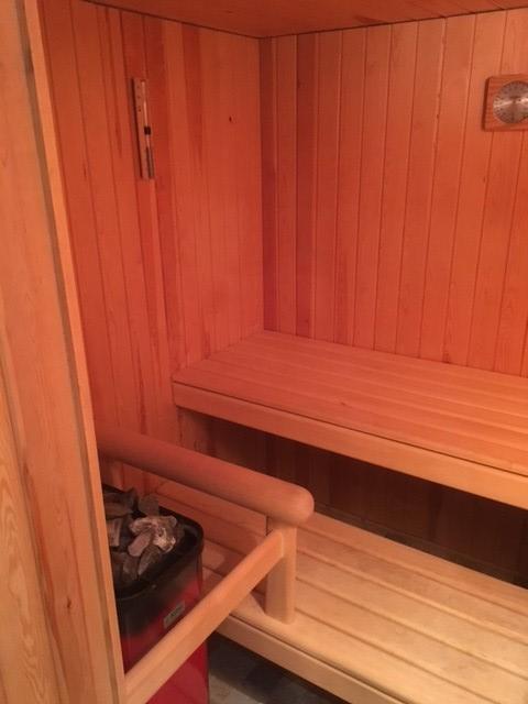 Chez Plaschy Villa Salgesch Екстериор снимка